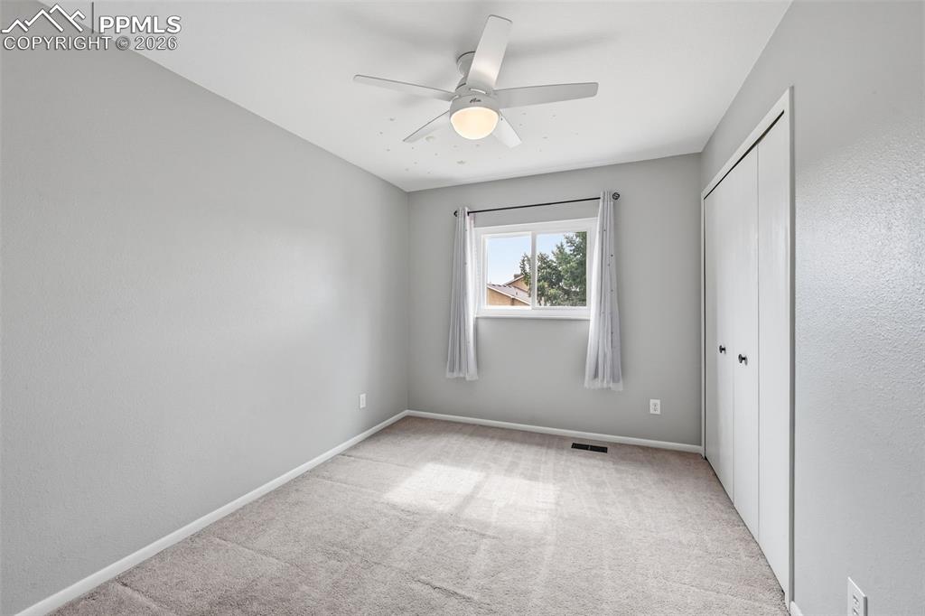 Image 16 of 39: Bathroom