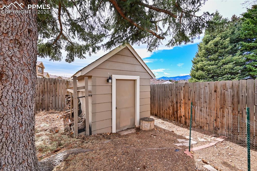 Image 36 of 39: Back of Structure