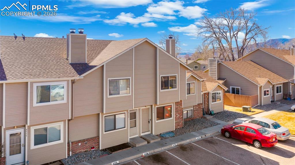 Image 4 of 31: Other