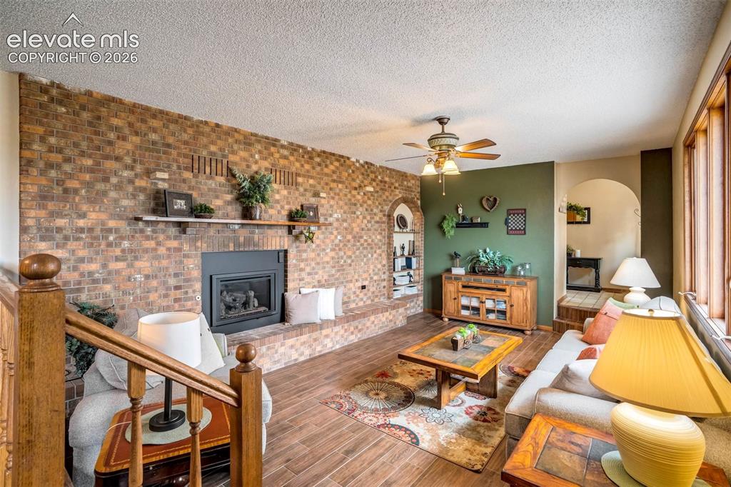 Image 4 of 48: Living Room