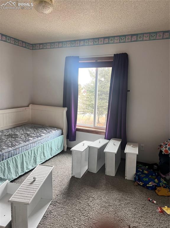 Image 11 of 33: Bedroom