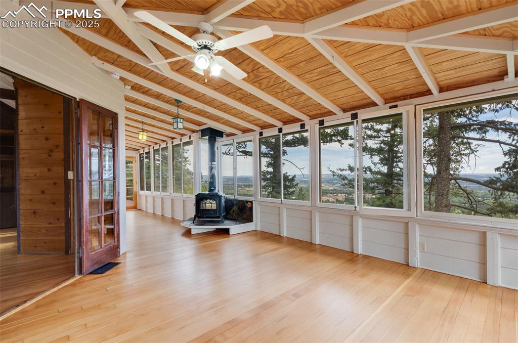 Image 38 of 46: Sun Room