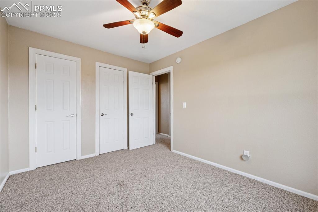 Image 14 of 38: Bedroom