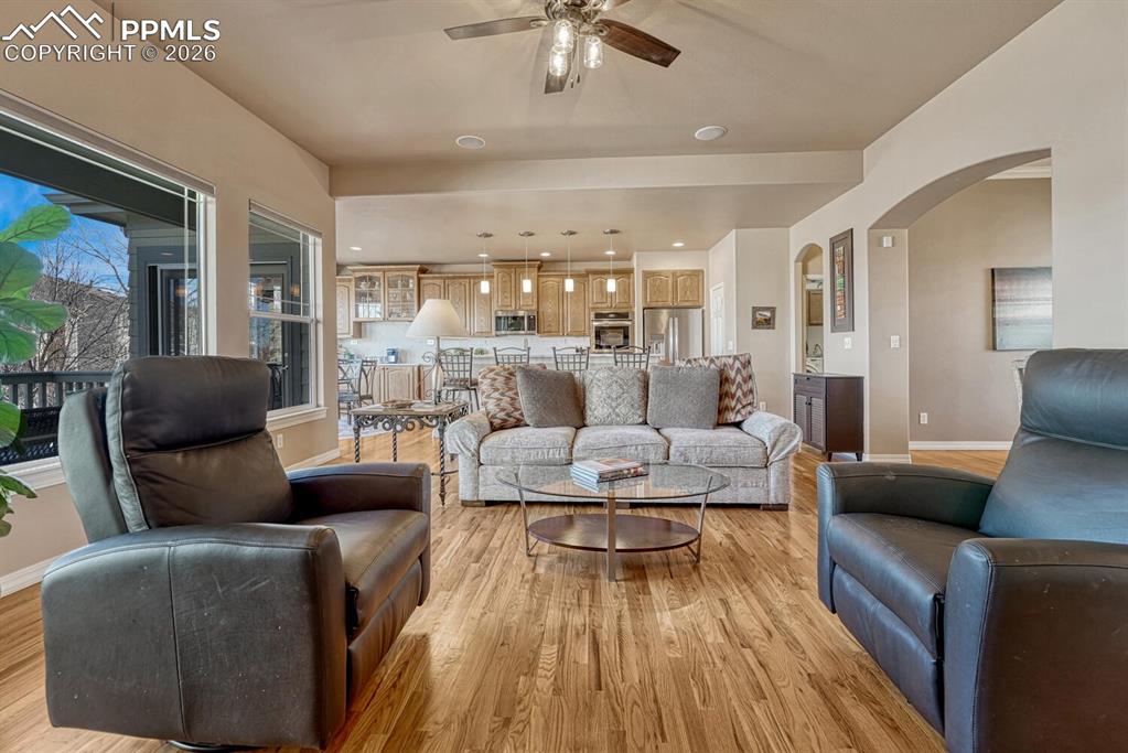 Image 5 of 49: Open Floor Plan