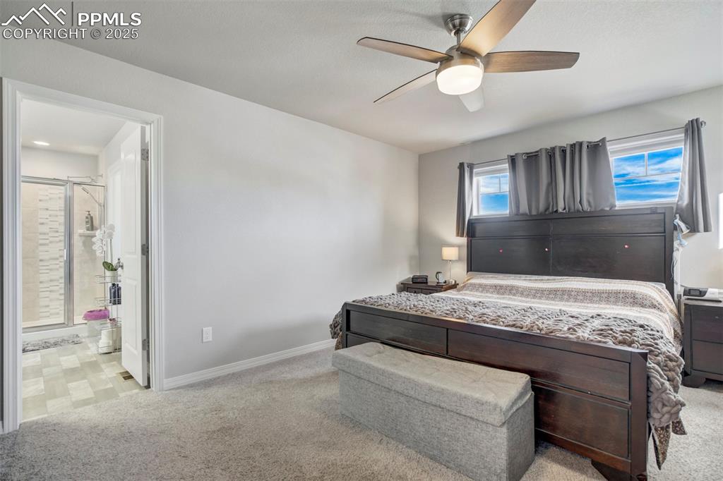 Image 16 of 31: Bedroom