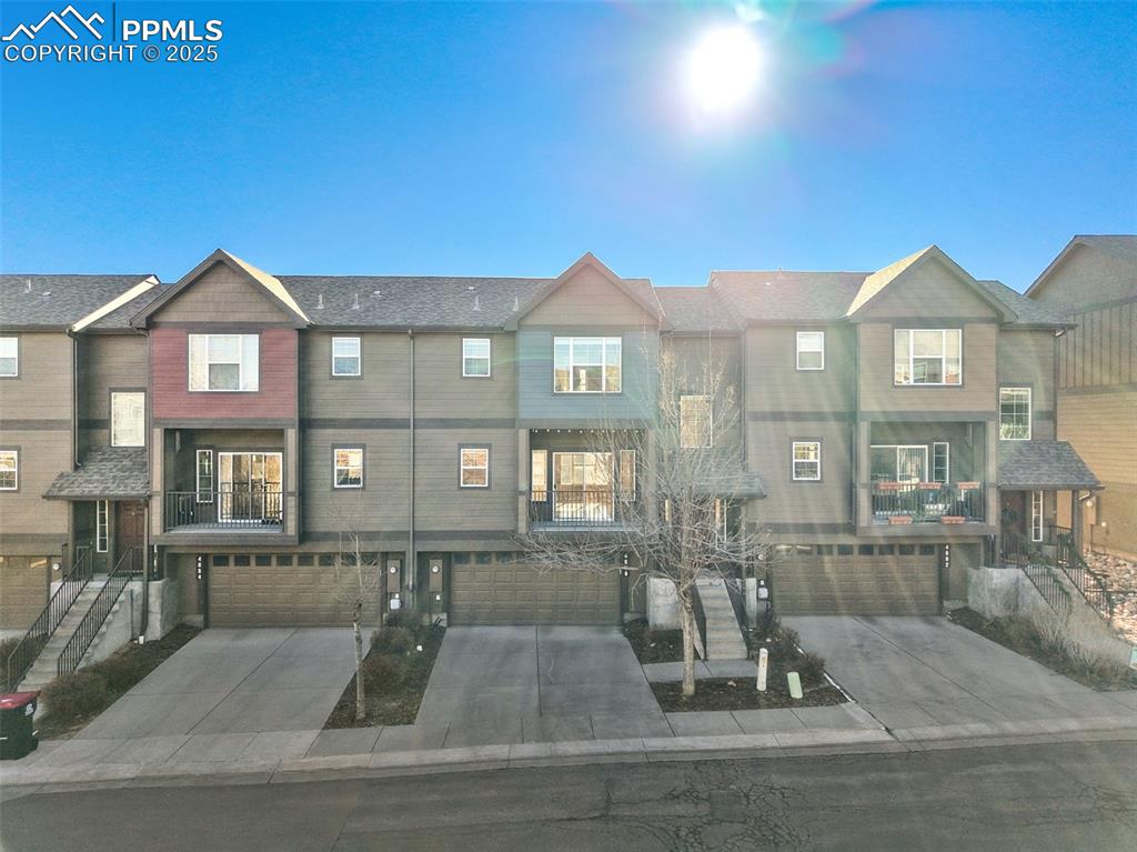 Image 4 of 37: Front of Structure