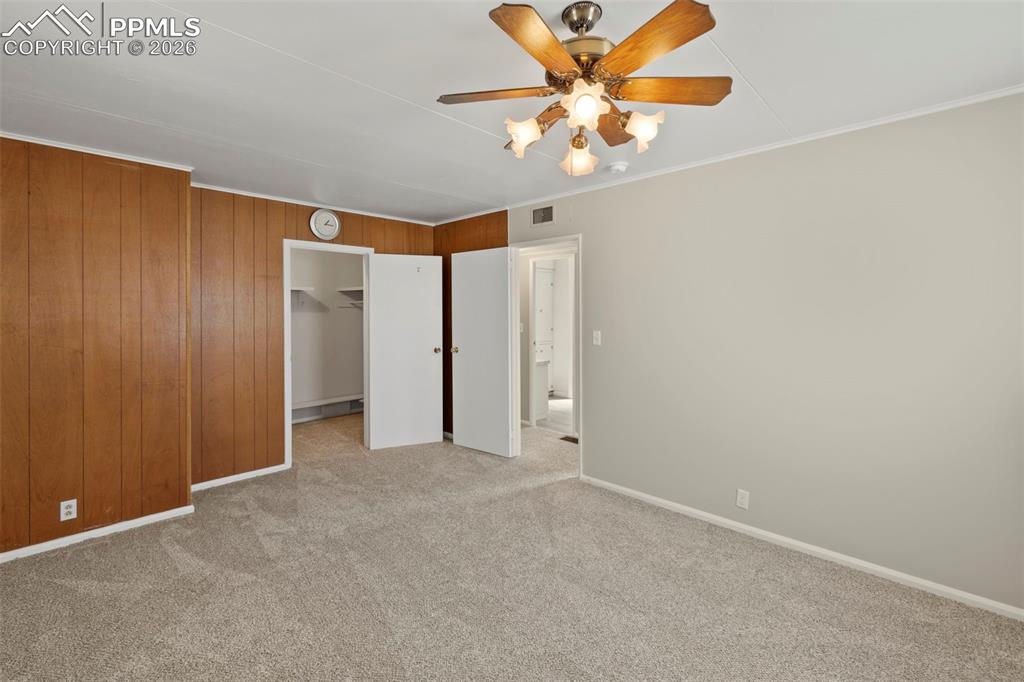 Image 17 of 45: Primary