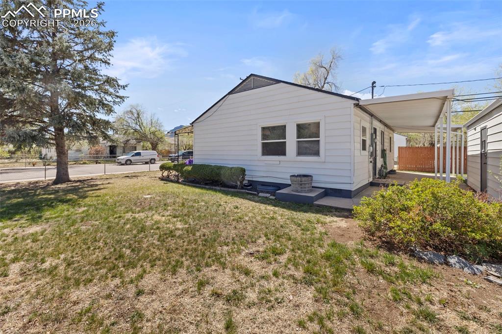 Image 4 of 45: Side of Structure