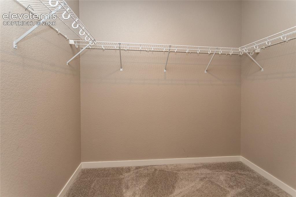Image 23 of 38: Closet