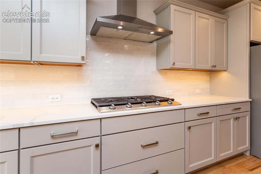Image 6 of 38: Kitchen