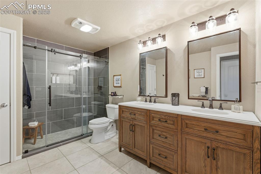 Image 38 of 47: Basement Bathroom
