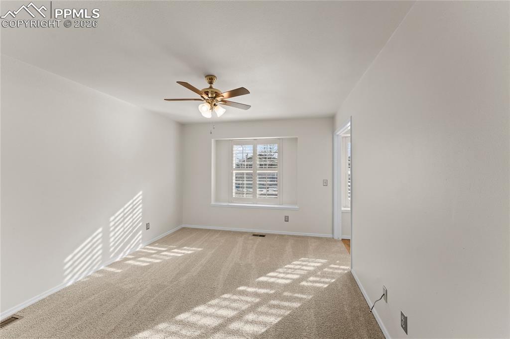 Image 14 of 28: Comfy window seat