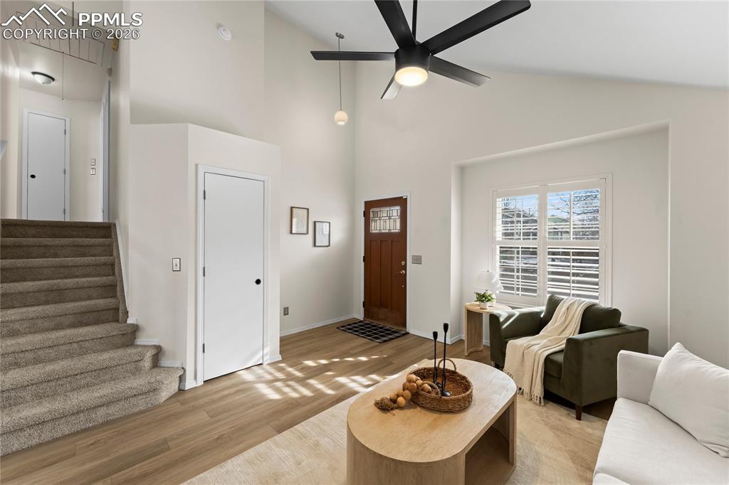 Image 5 of 28: Living Room