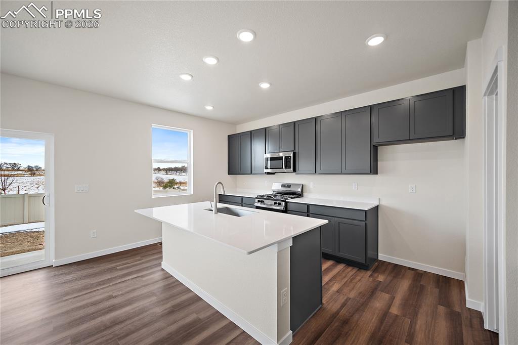 Image 9 of 34: Kitchen