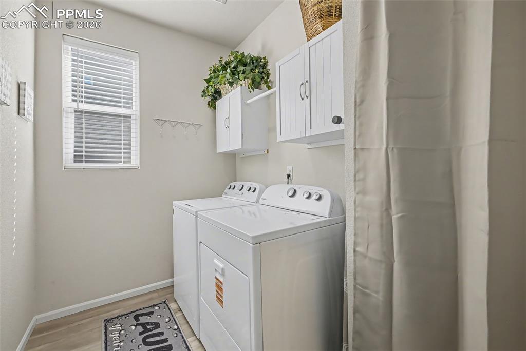 Image 21 of 30: Laundry