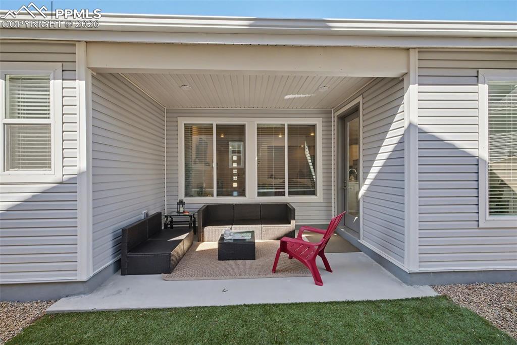 Image 28 of 30: Patio