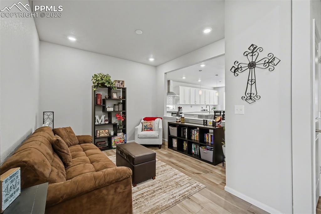 Image 6 of 30: Living Room