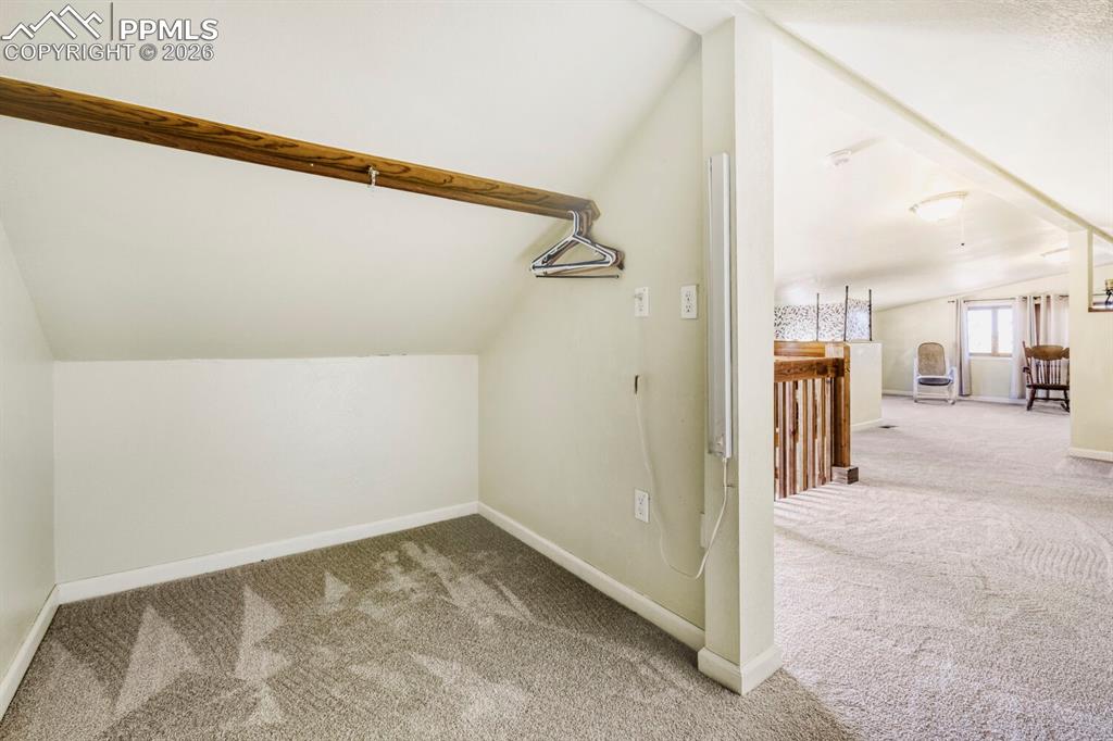 Image 30 of 47: Upper level bathroom in loft