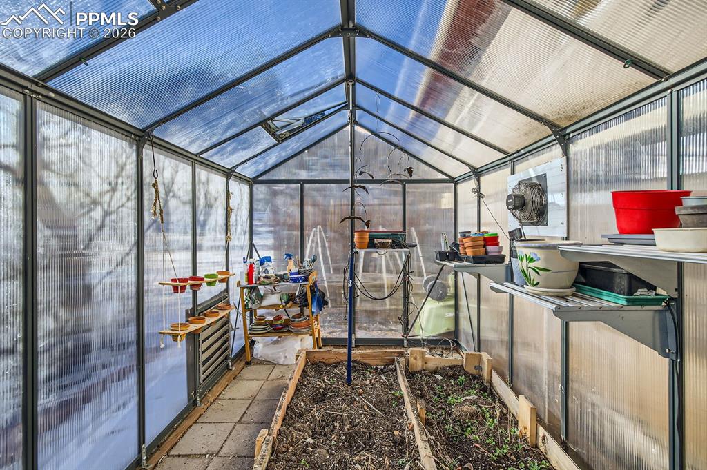 Image 39 of 47: Converted finished garage studio with heat