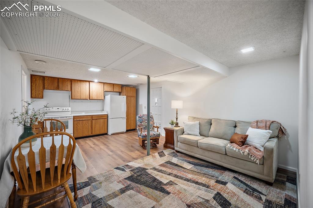 Image 7 of 47: Living Room