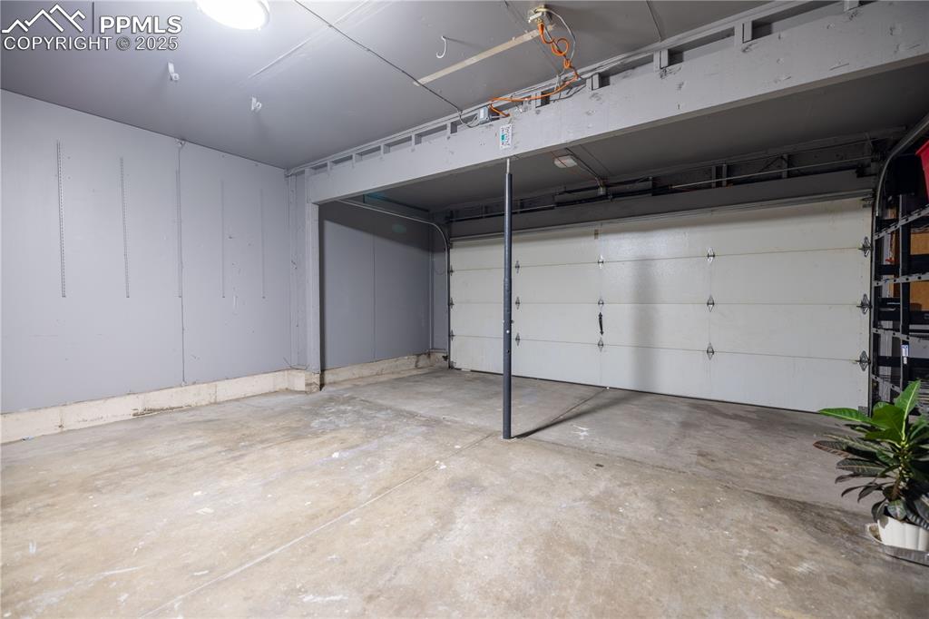 Image 26 of 28: View of garage