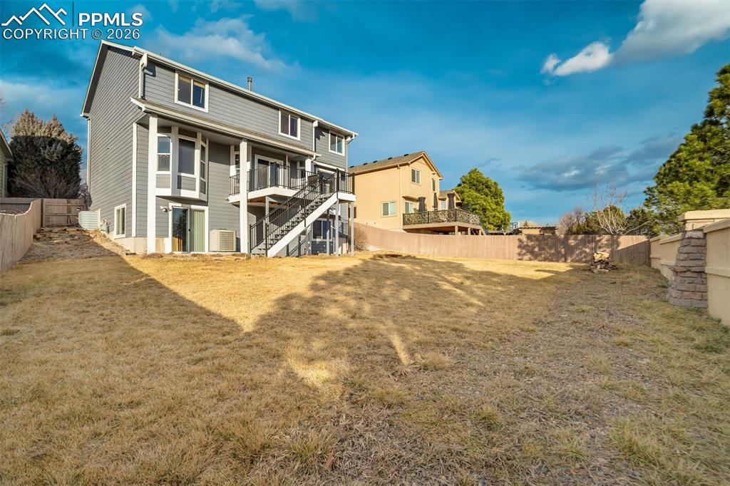 Image 50 of 50: Back of Structure