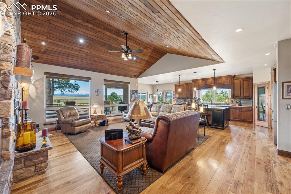 Image 11 of 45: Looking back towar kitchen from hallway