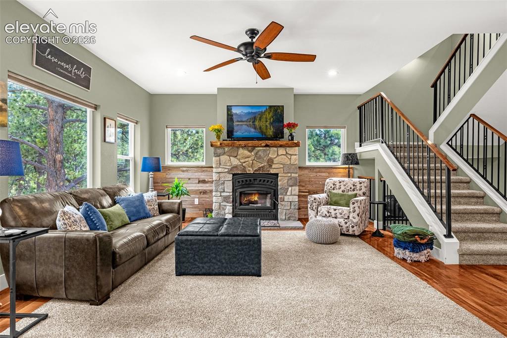 Image 9 of 49: Huge covered front deck!
