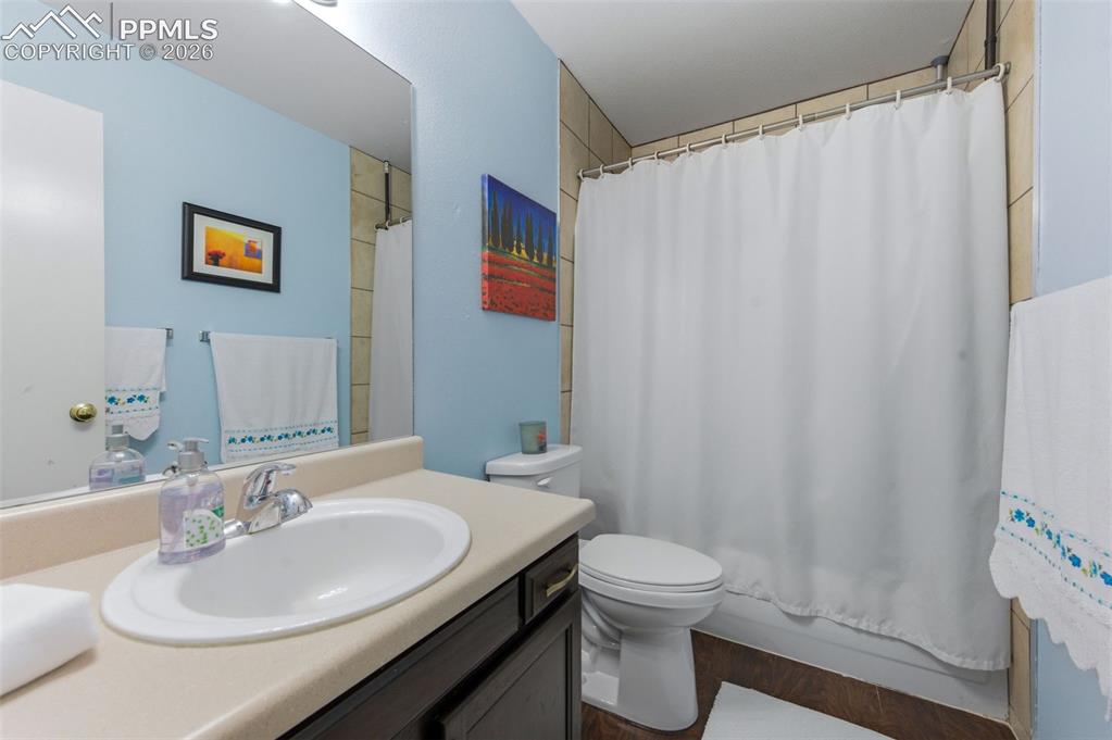 Image 10 of 26: 1 full bathroom per unit