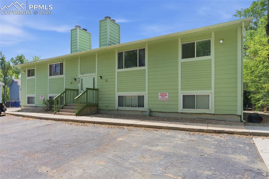 Image 2 of 26: Back of Structure