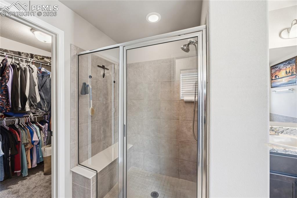 Image 30 of 41: 5pc Primary Bathroom with dual sink vanity, soaking tub, separate shower, a