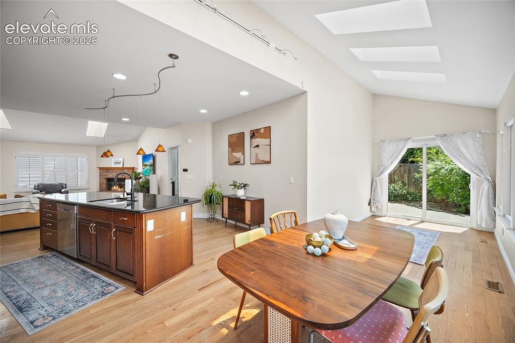 Image 3 of 34: Kitchen with dinning area
