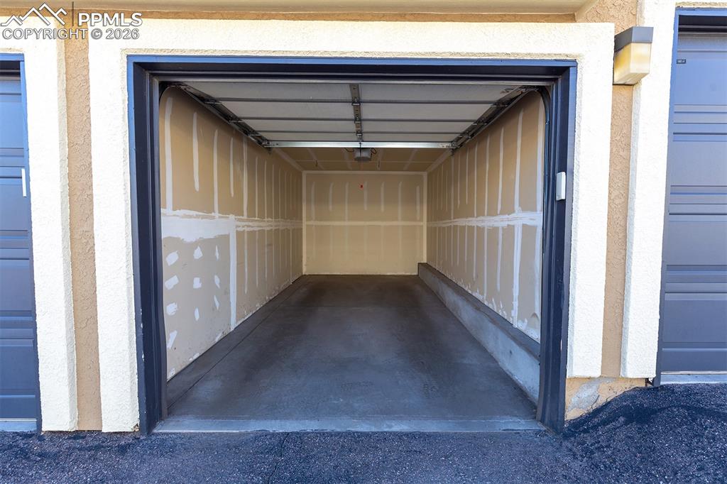 Image 4 of 23: Large garage for storage or vehicles