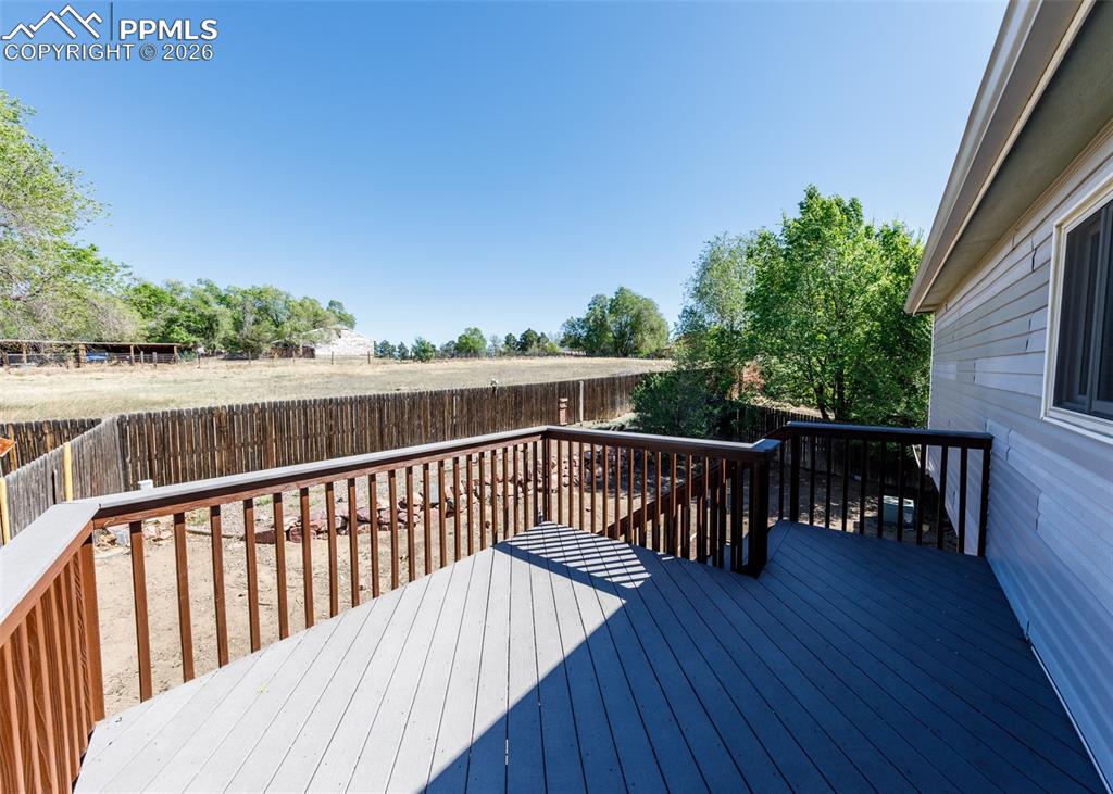 Image 28 of 38: Deck