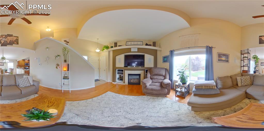 Listing 6917607, Image 38 of 39