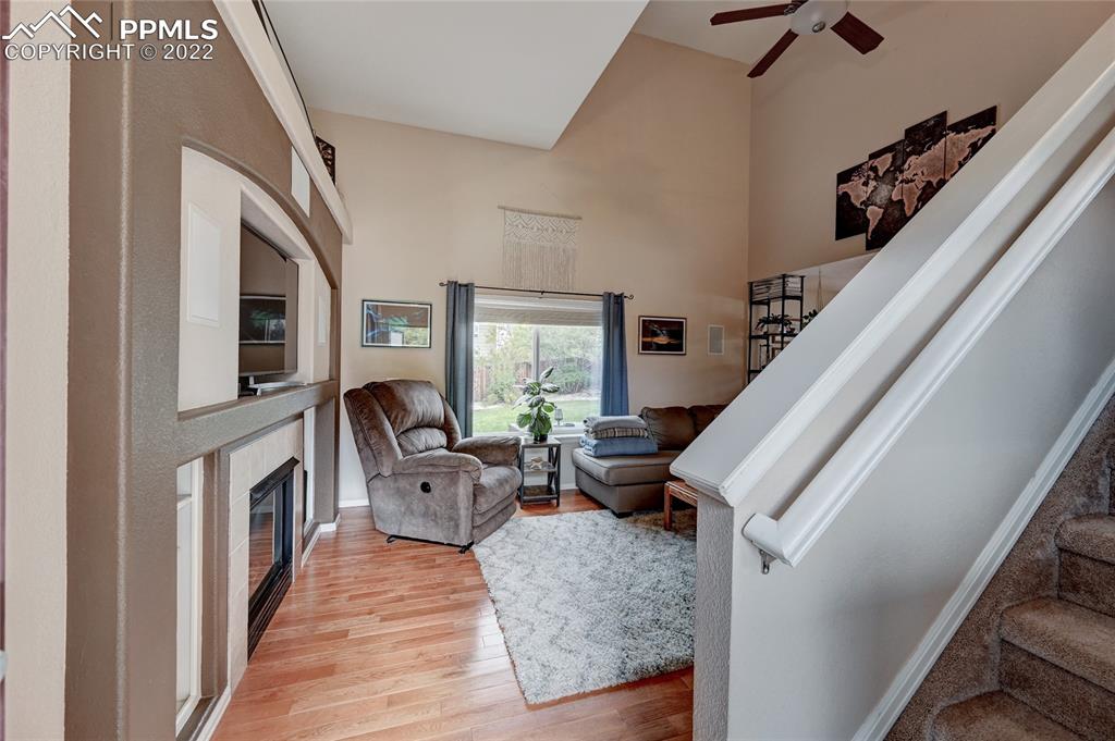 Listing 6917607, Image 4 of 39