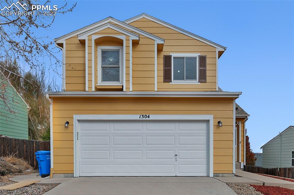 Listing 6918755, Image 1 of 34