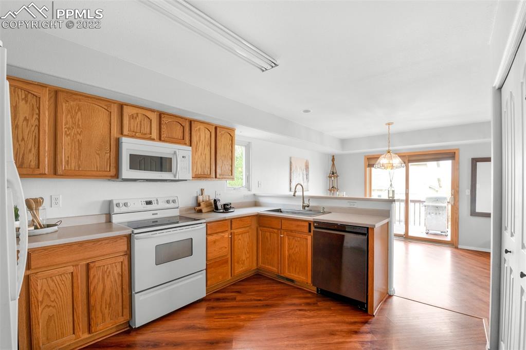 Listing 6918755, Image 14 of 34