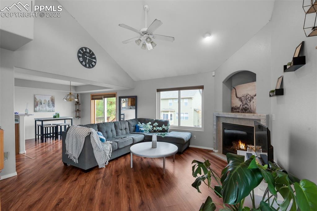 Listing 6918755, Image 5 of 34