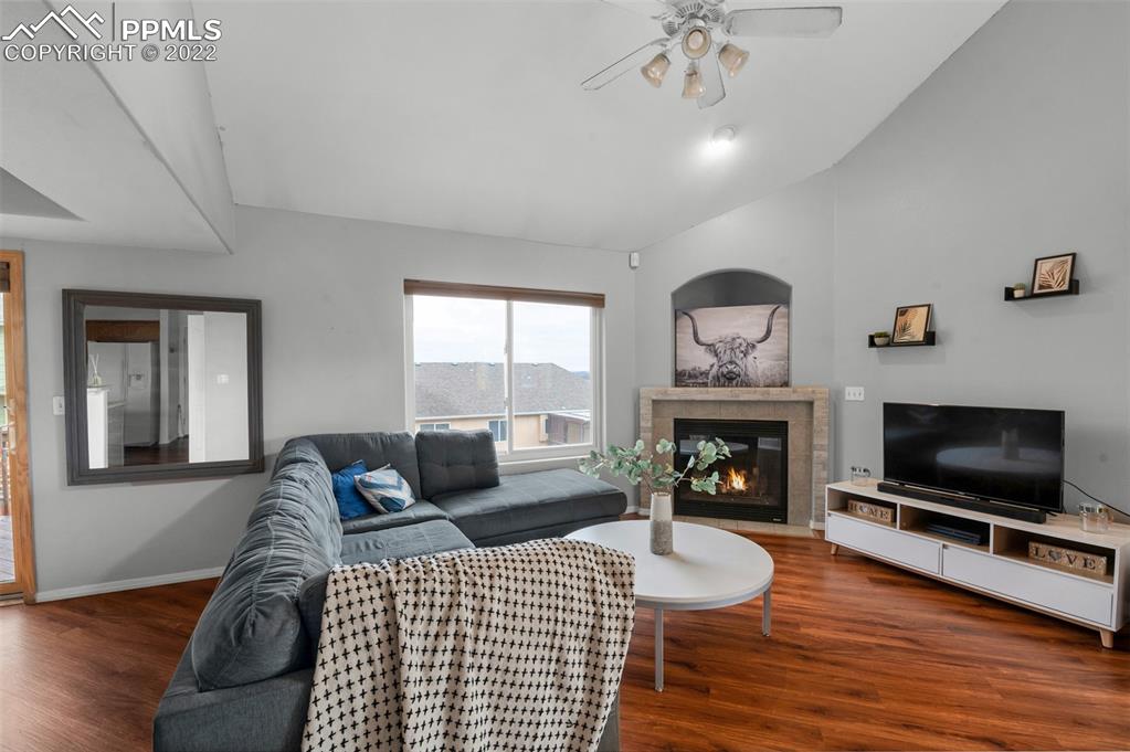 Listing 6918755, Image 6 of 34