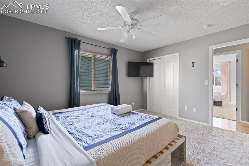 Image 11 of 37: Bedroom