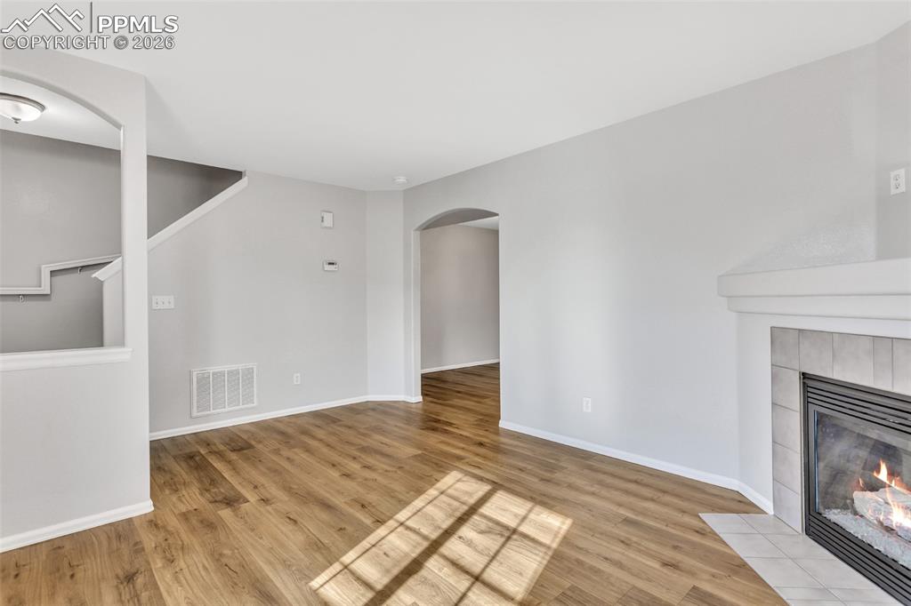 Image 6 of 17: Living Room