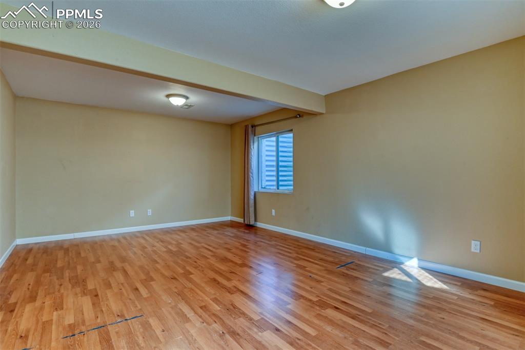 Image 26 of 50: Family Room