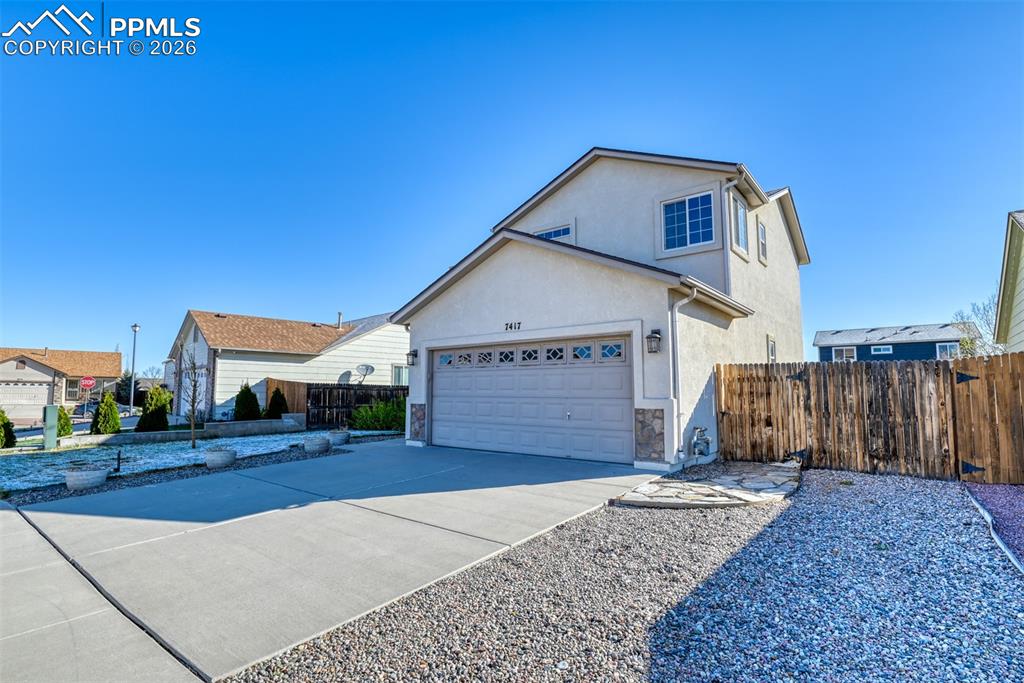 Image 3 of 50: Front of Structure