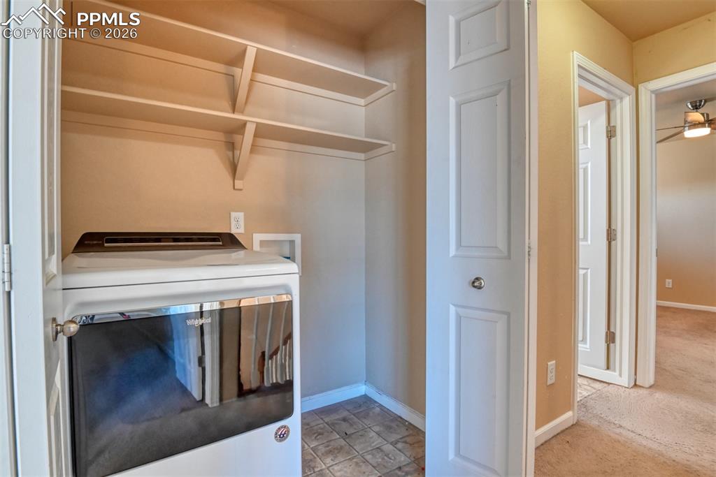 Image 33 of 50: Laundry