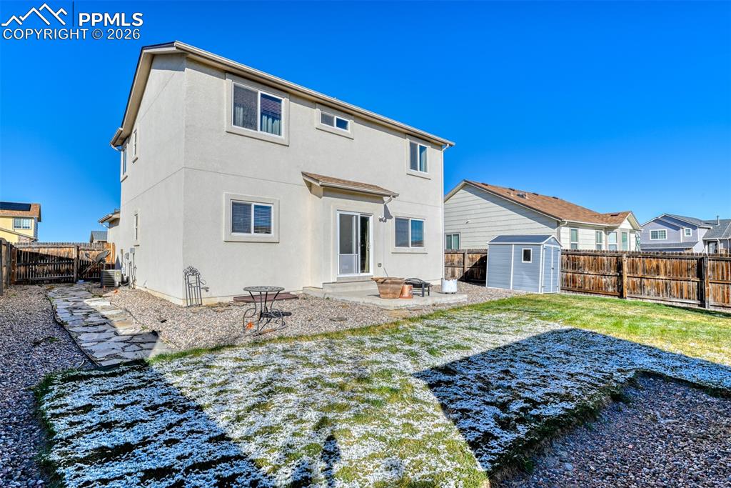 Image 9 of 50: Back of Structure