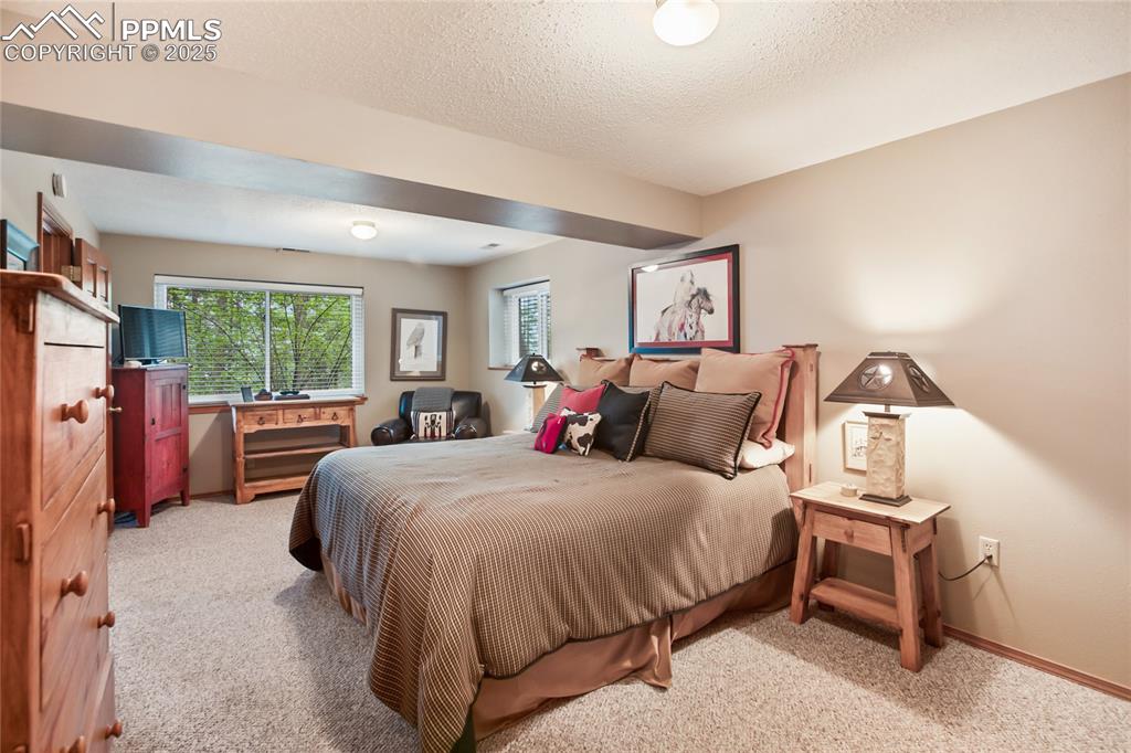 Image 16 of 39: Bedroom