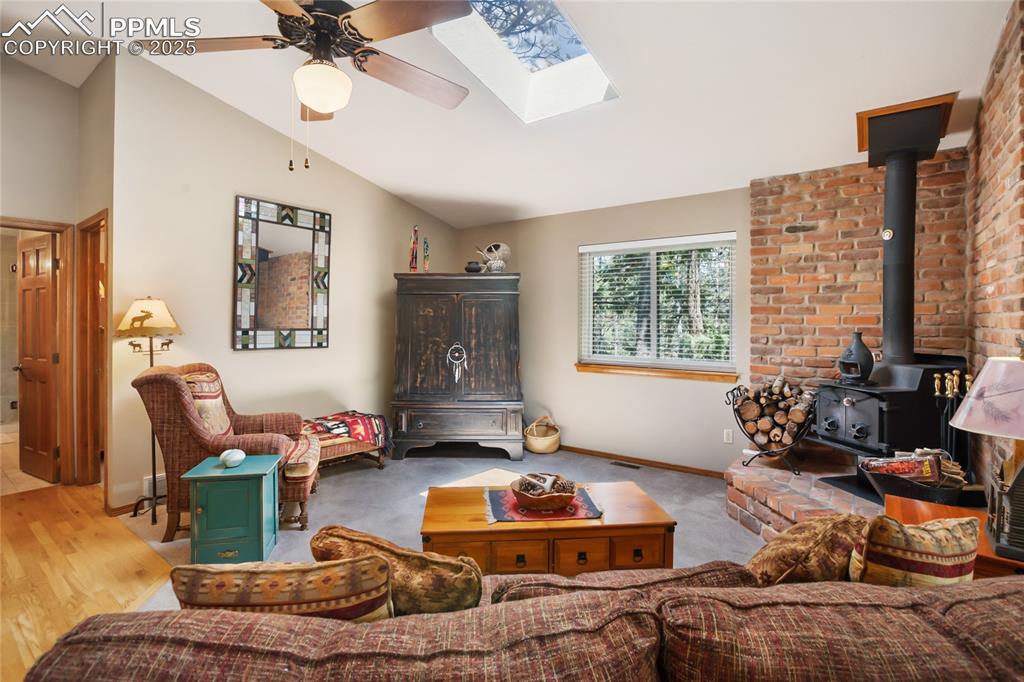 Image 5 of 39: Living Room