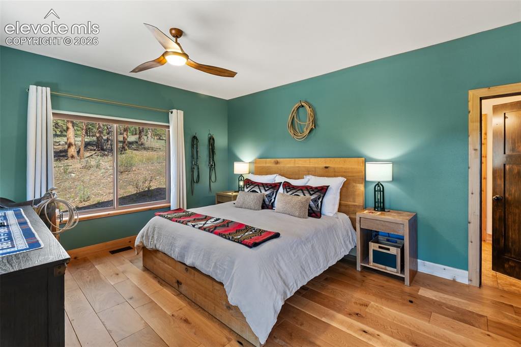 Image 22 of 47: Master Bedroom