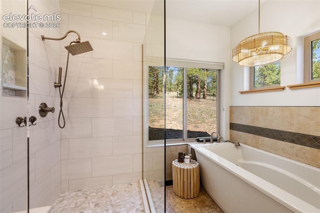 Image 26 of 47: Master Bathroom